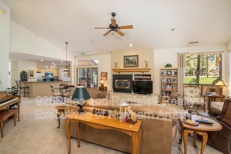 1740 N Doral Way - Photo 7 of 18