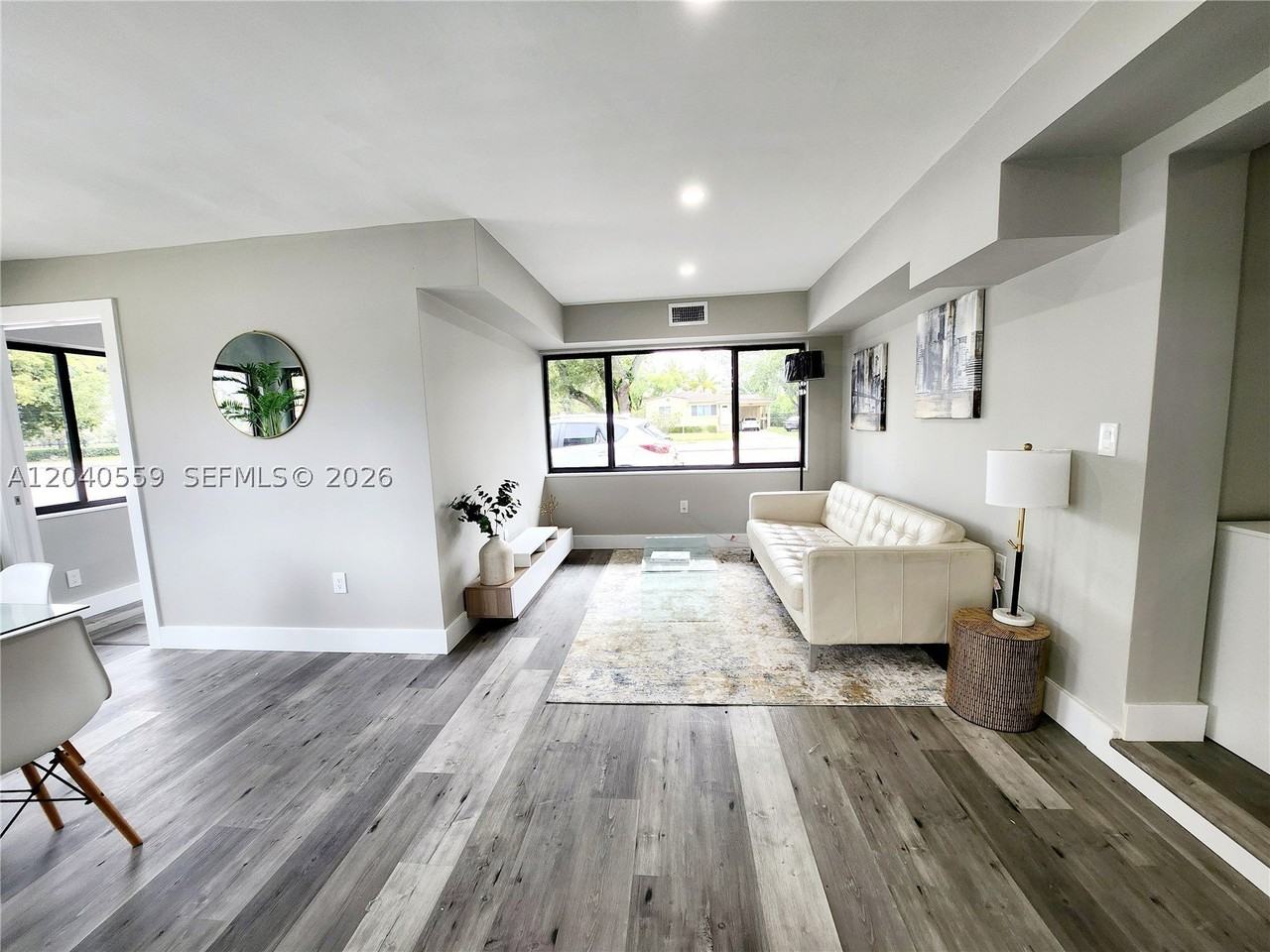 1920 Sw 4th Ave #2 - Photo 5 of 18