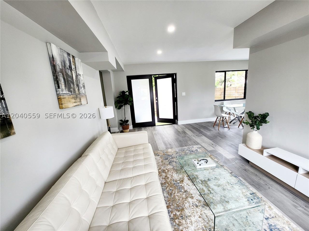 1920 Sw 4th Ave #2 - Photo 7 of 18