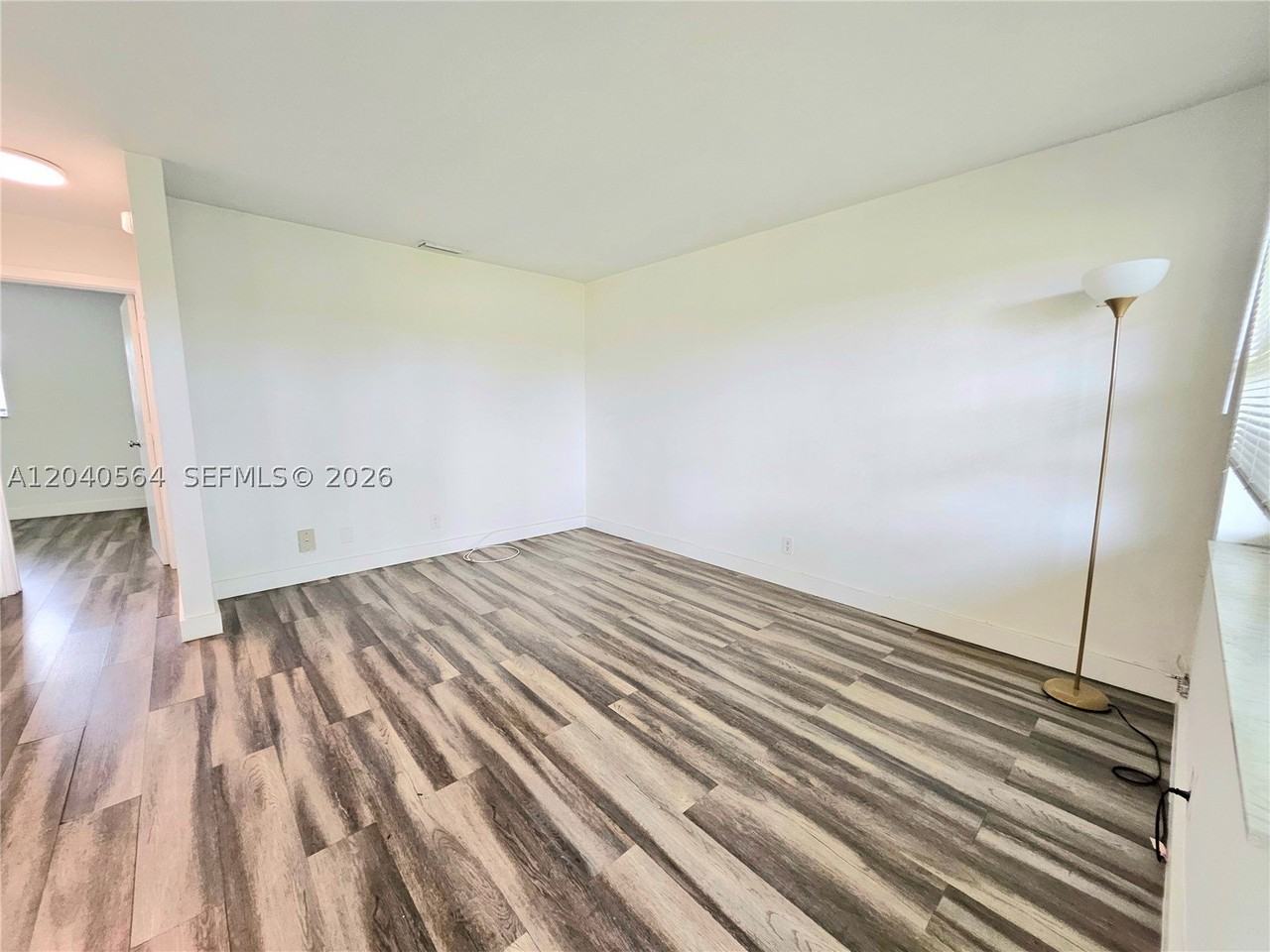 5180 Ne 6th Ave #621 - Photo 3 of 11