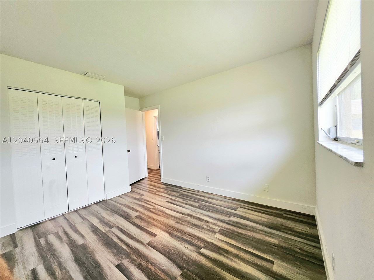 5180 Ne 6th Ave #621 - Photo 7 of 11