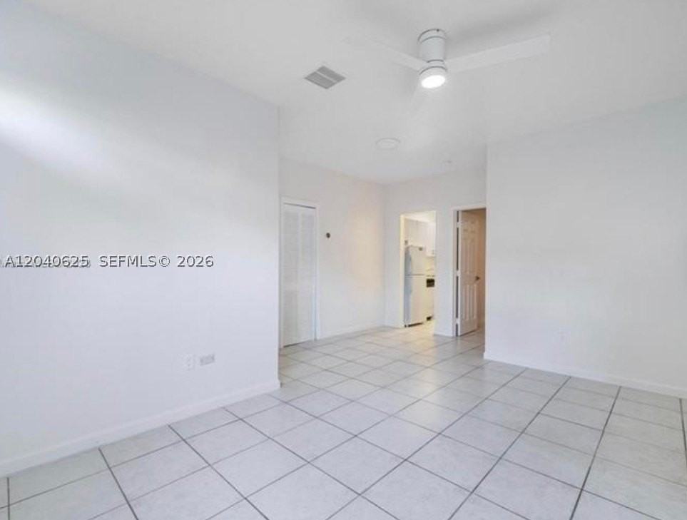 822 Lenox Ave #5 - Photo 3 of 10