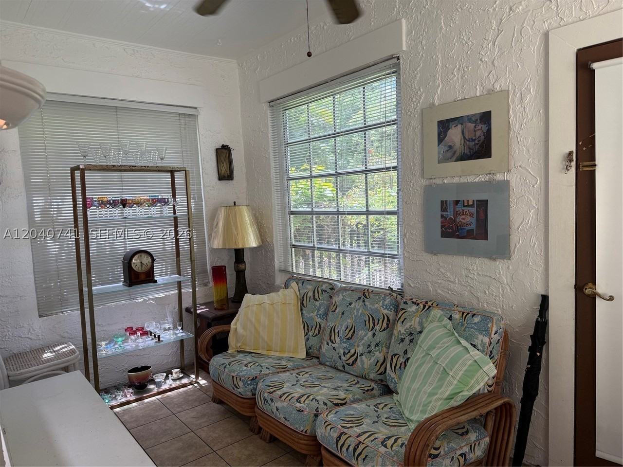 1209 Aguila Ave - Photo 3 of 19