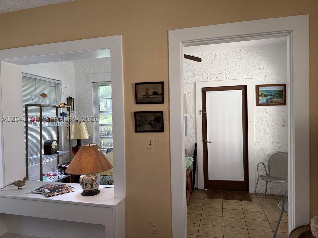 1209 Aguila Ave - Photo 4 of 19