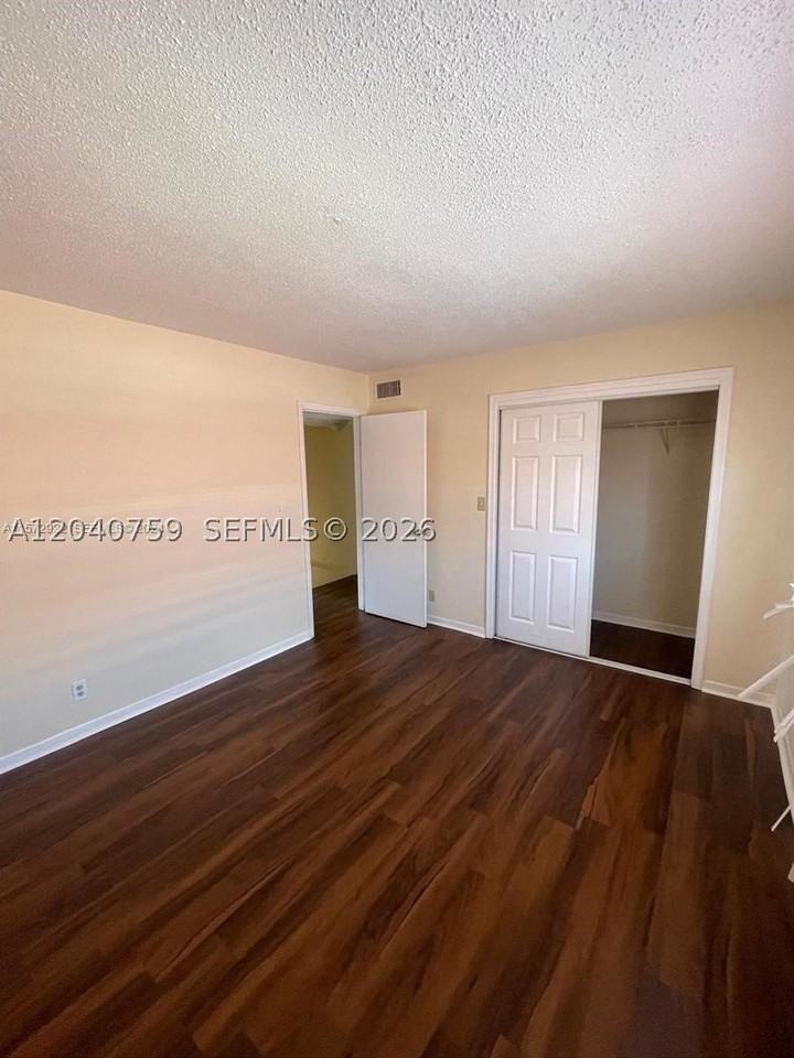 5305 Nw 27th St #6C - Photo 6 of 15