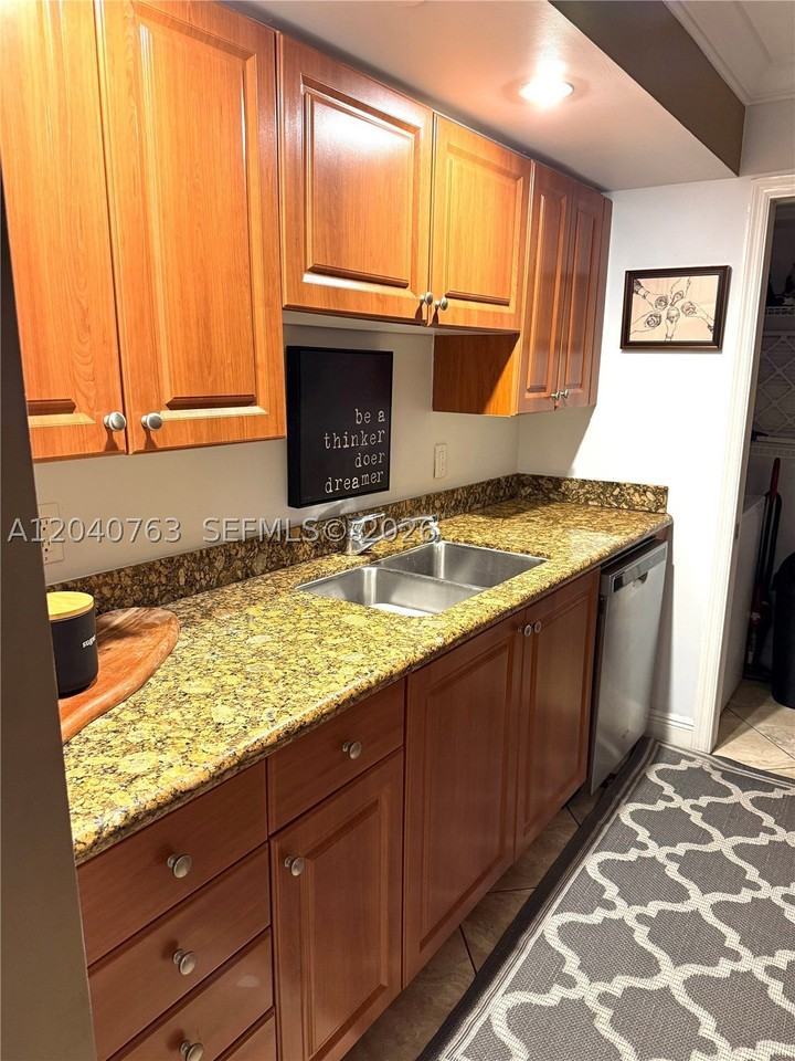 6917 Collins Ave #506 - Photo 4 of 22