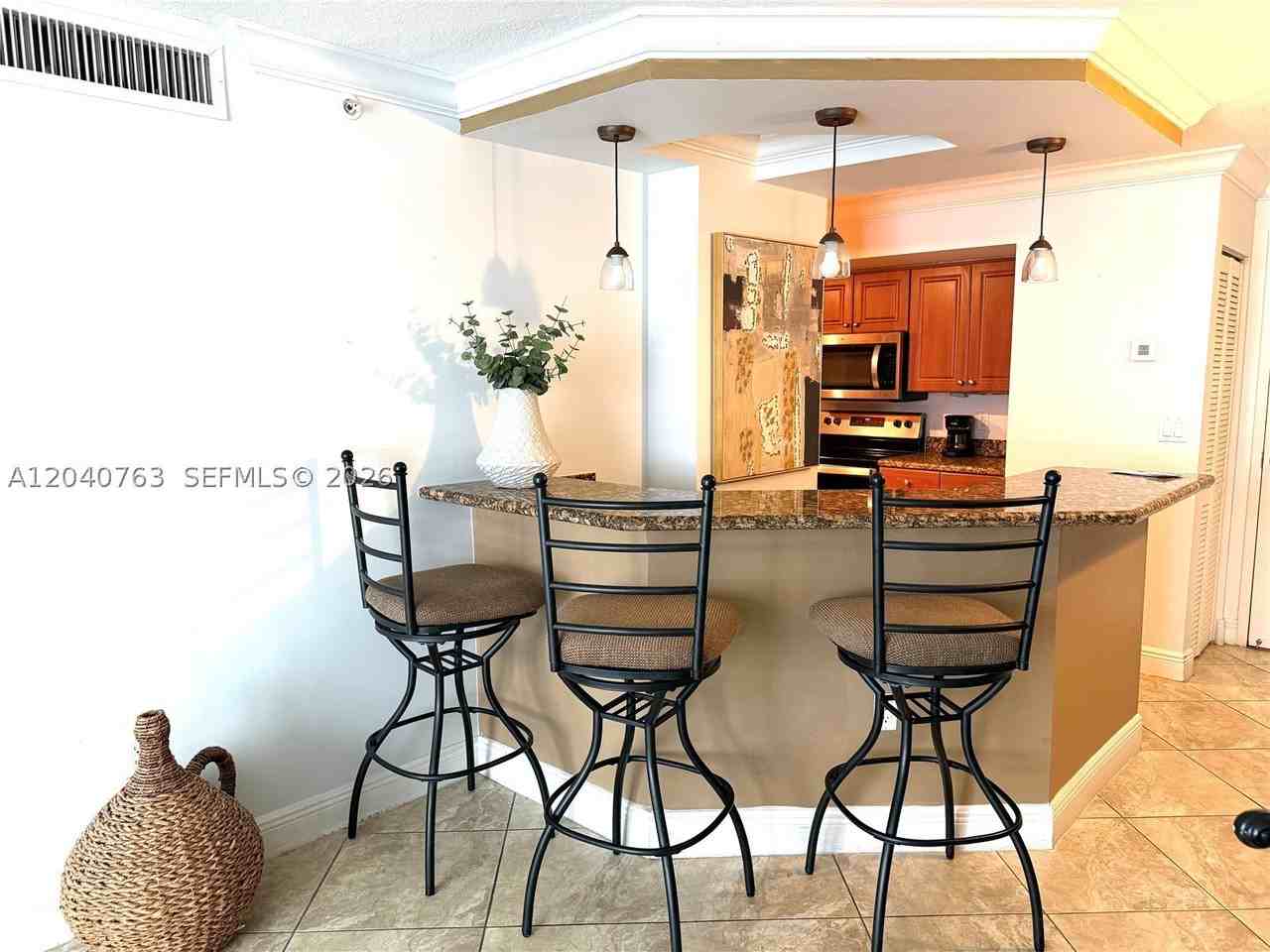 6917 Collins Ave #506 - Photo 7 of 22