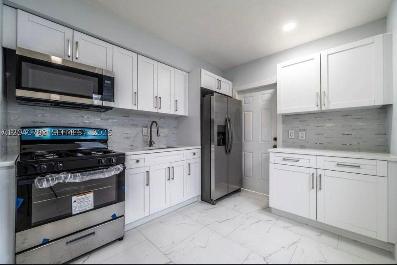 425 Nw 14th Way