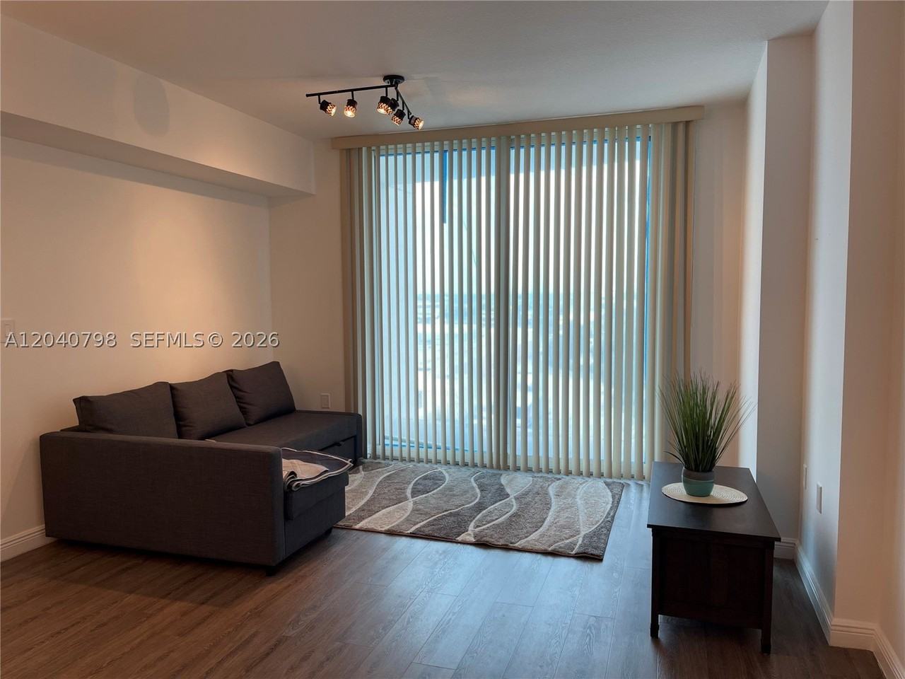 1745 E Hallandale Beach Blvd #601W