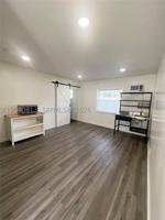 featured image of 1015 Sw 4th Ave #B