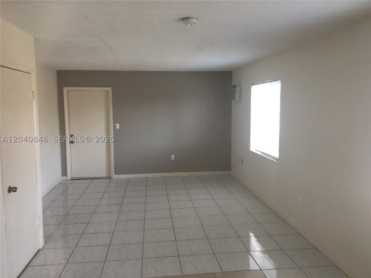 960 Biarritz Dr #2 - Photo 6 of 9