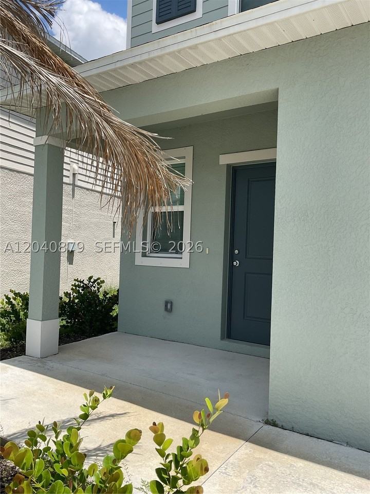 19619 Fairhill Ct #NA - Photo 2 of 23