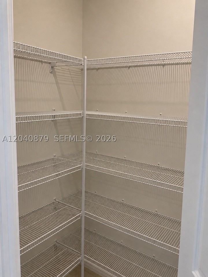 19619 Fairhill Ct #NA - Photo 5 of 23