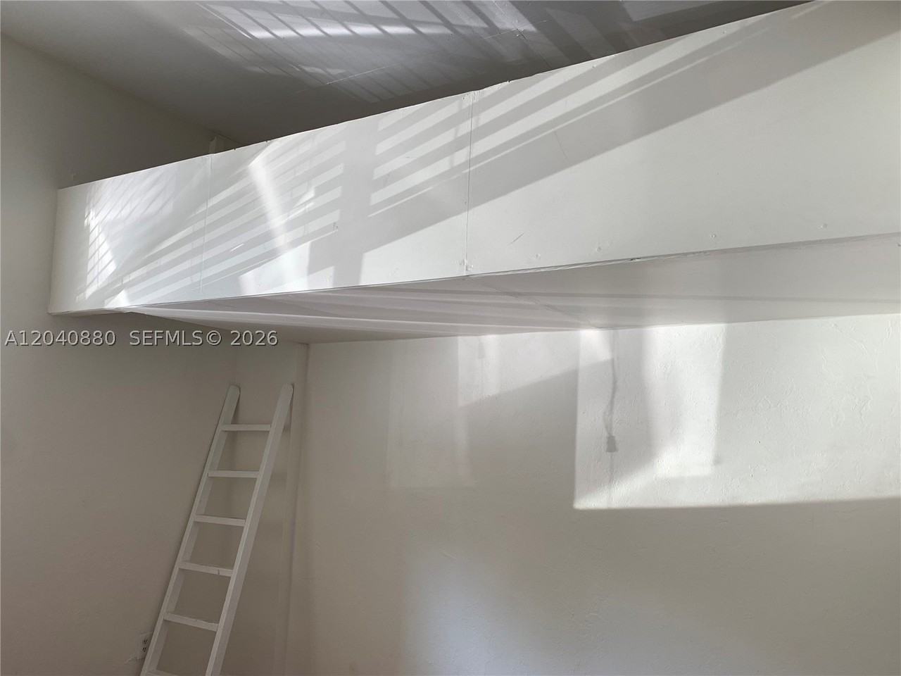 2715 Tigertail Ave #109 - Photo 6 of 17