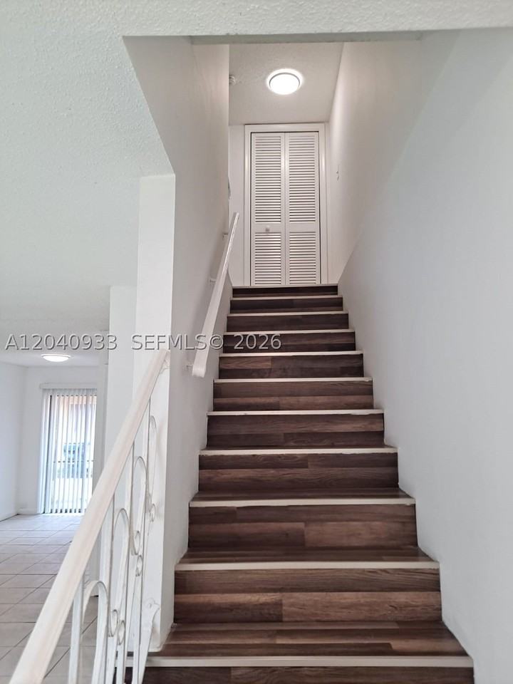 2560 Nw 52nd Ave #C18 - Photo 4 of 10
