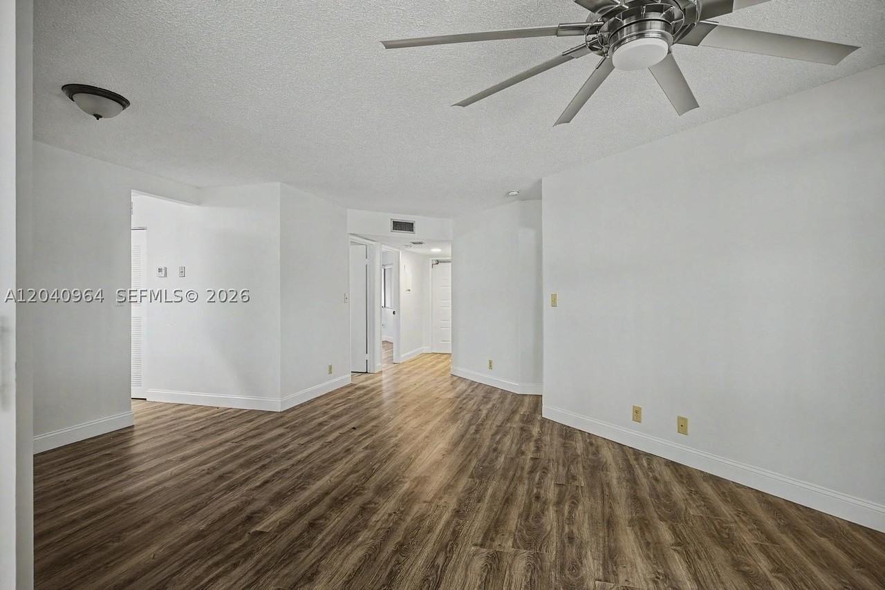 15575 Miami Lakeway N #206 - Photo 4 of 21