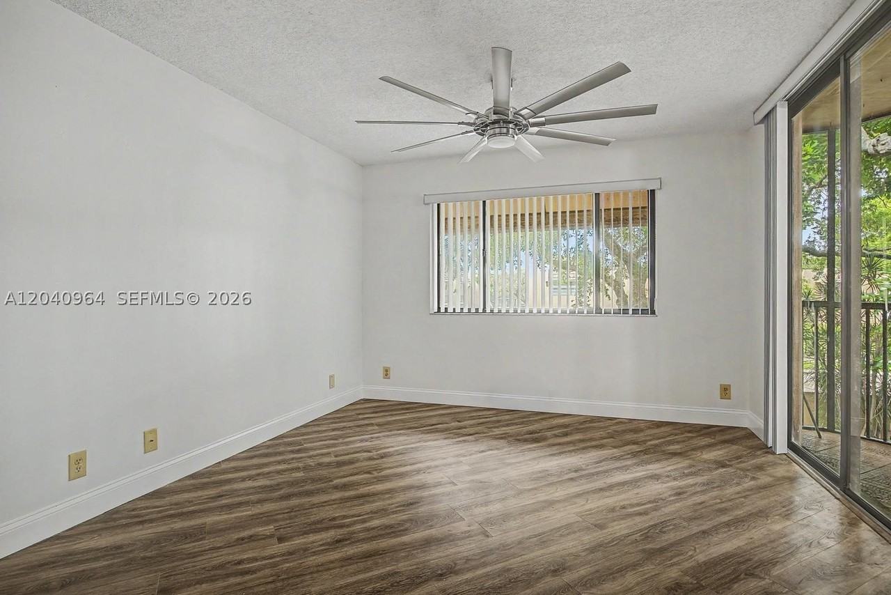 15575 Miami Lakeway N #206 - Photo 5 of 21
