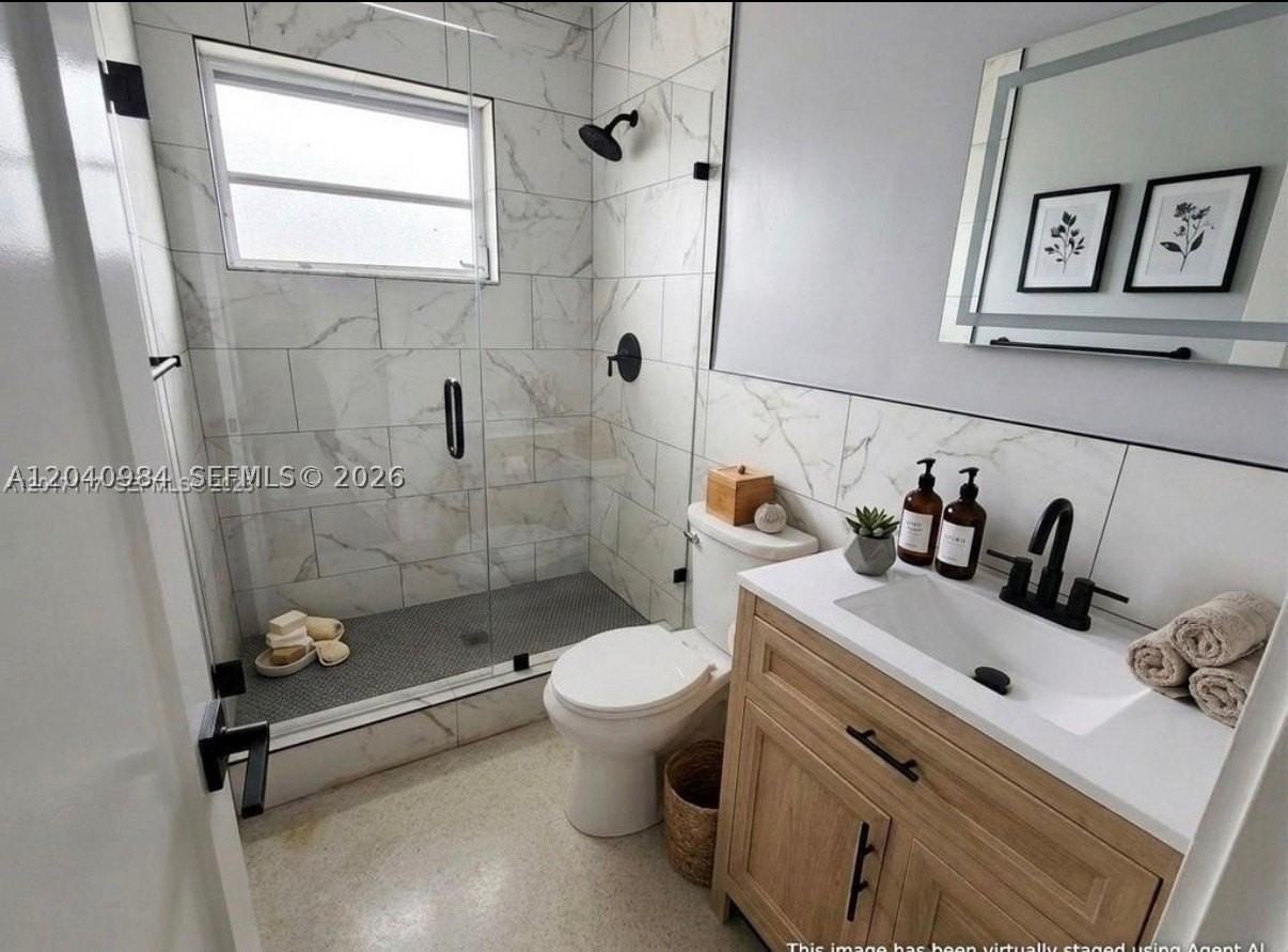 1140 Ne 24th Ave #1 - Photo 2 of 5
