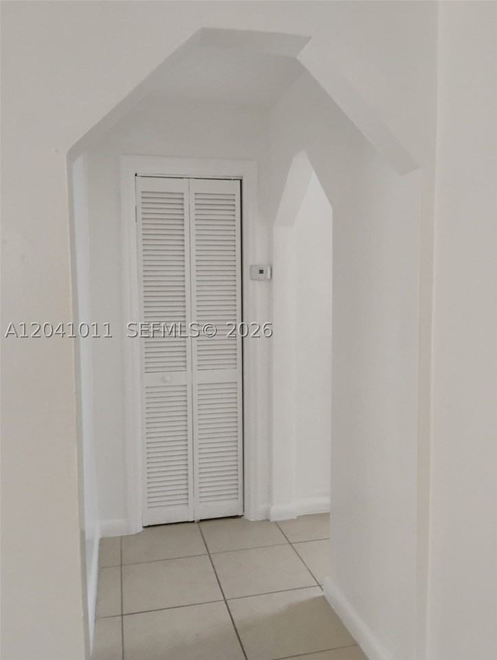 2325 Madison St #1 - Photo 6 of 9