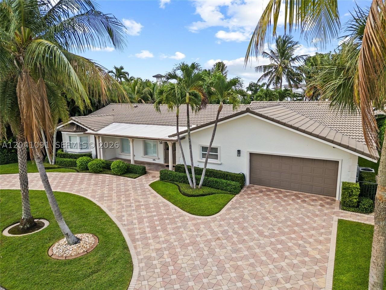 18 Eleuthera Dr - Photo 6 of 50