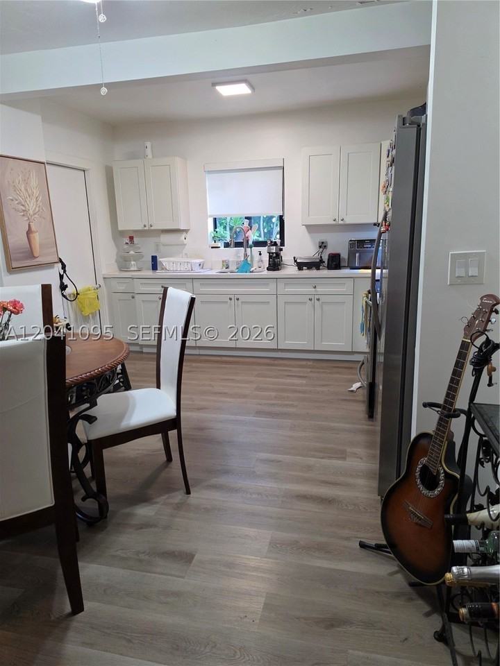 711 Beacom Blvd #4 - Photo 3 of 10