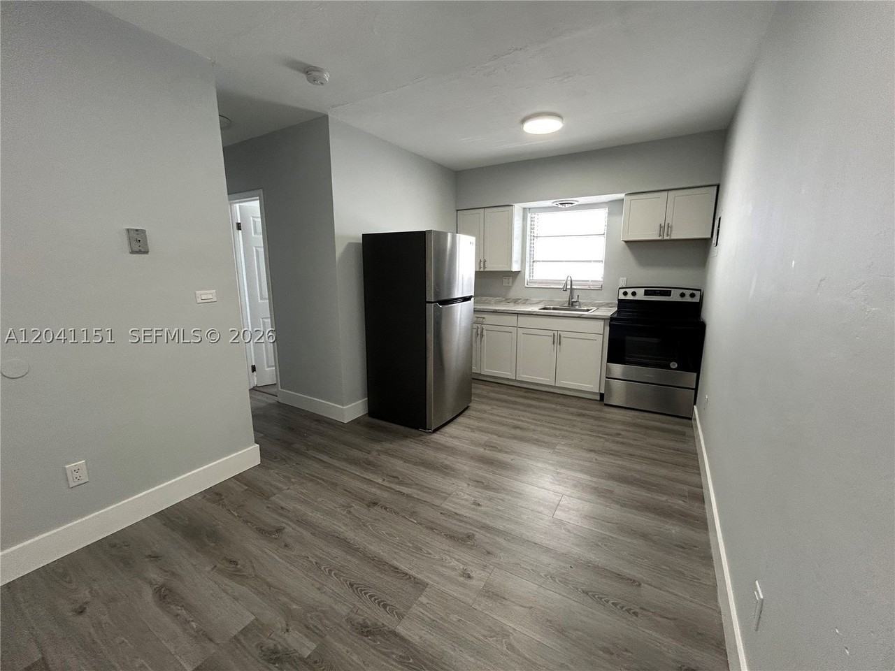 1346 Alton Rd #B2 - Photo 4 of 10