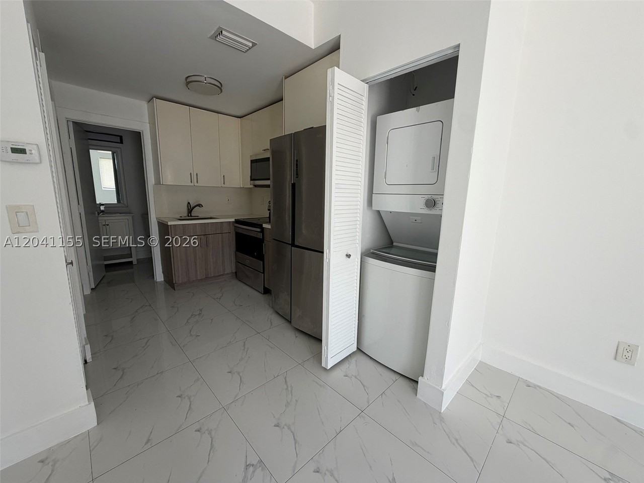 111 Sw 11th Ave #5 - Photo 7 of 11