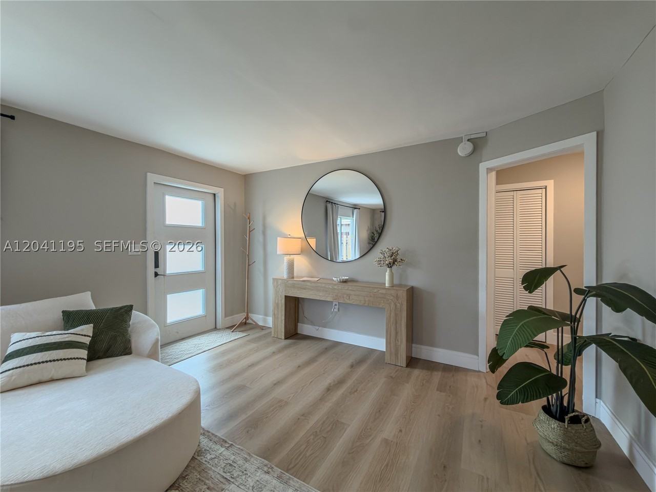 1813 Sw 10th St #1813 - Photo 7 of 36