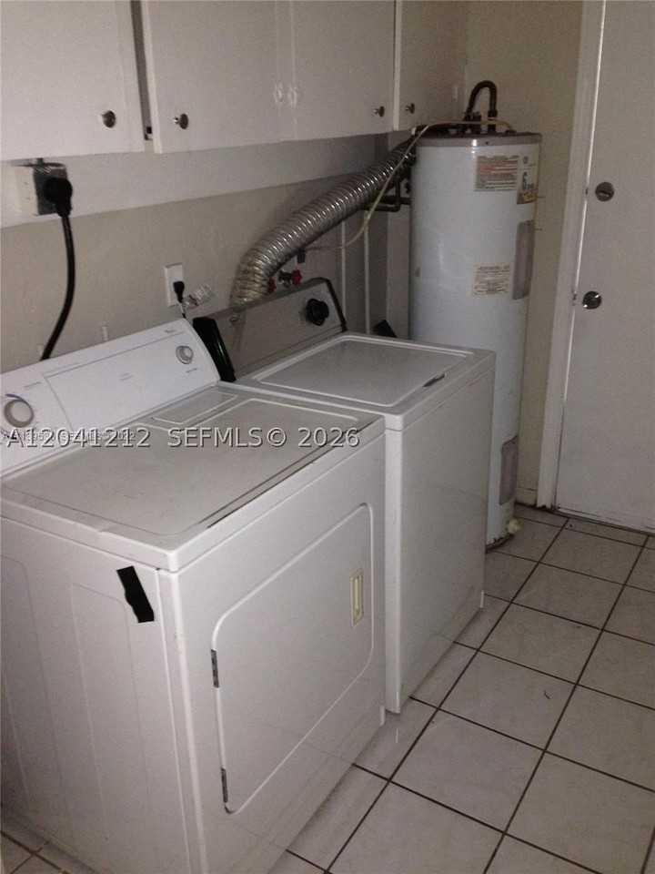 1727 Washington St #1727 - Photo 7 of 8