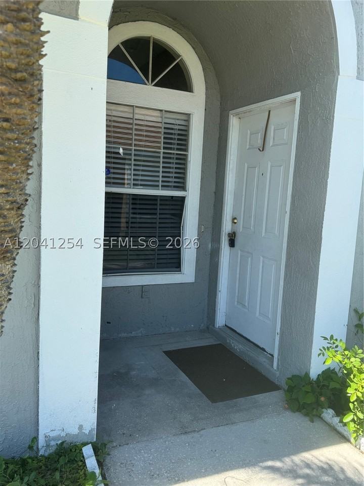 2399 2399 Harbor Town Drive - Photo 4 of 12