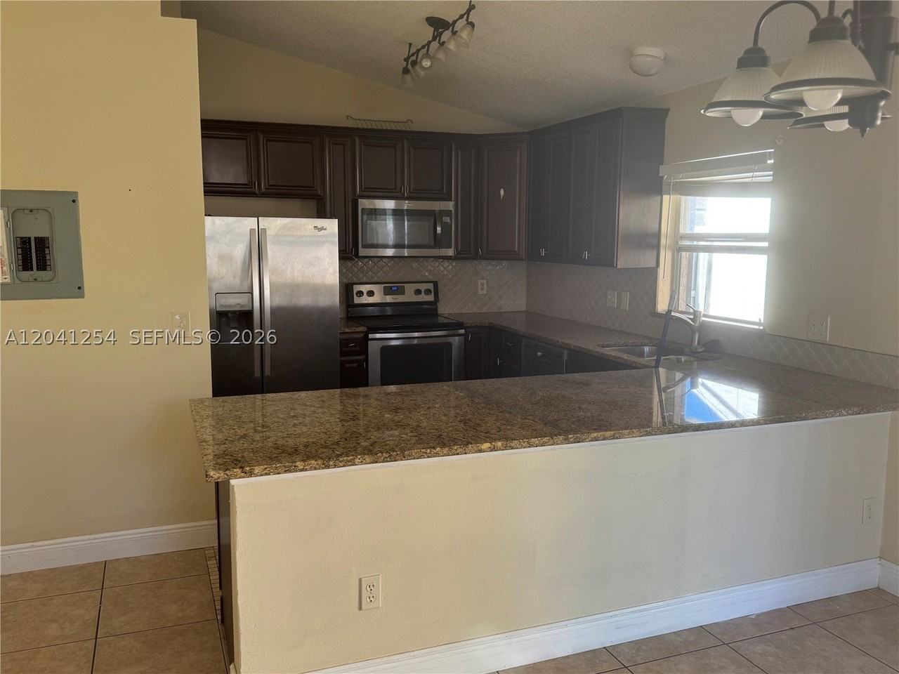 2399 2399 Harbor Town Drive - Photo 6 of 12