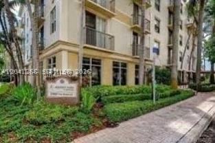 1919 Van Buren St #818A - Photo 1 of 1