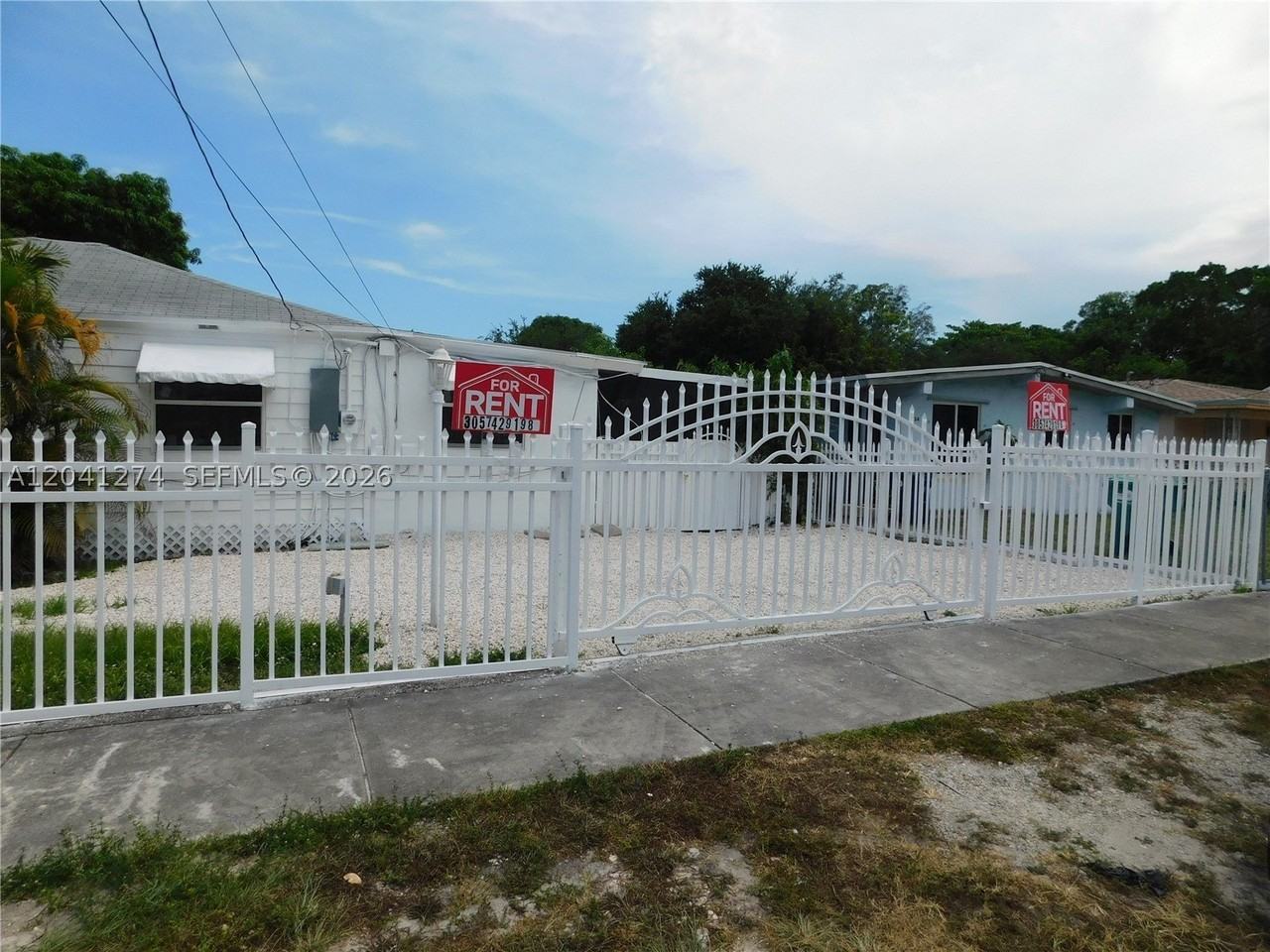 2230 Nw 58th St #B - Photo 2 of 18