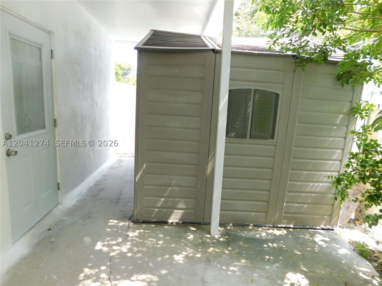 2230 Nw 58th St #B - Photo 5 of 18