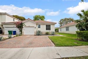 featured image of 18755 Sw 27th Ct