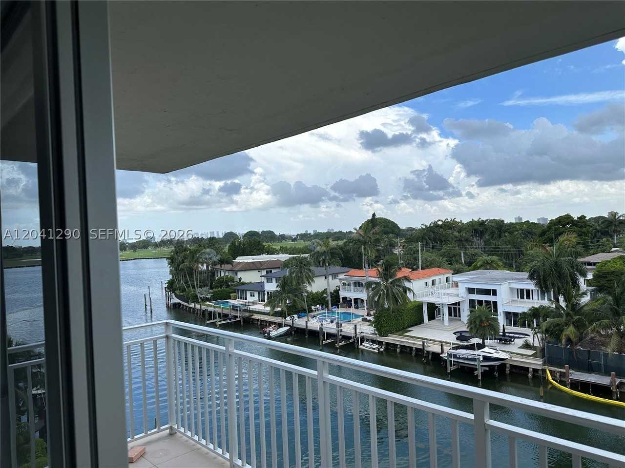 9500 W Bay Harbor Dr #6A