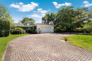 featured image of 8480 Sw 66th St #0