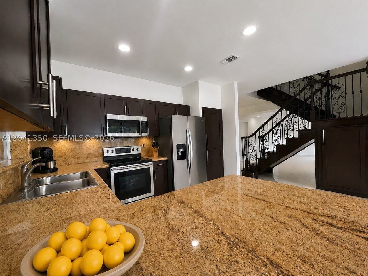 12716 Sw 136th Ter - Photo 5 of 19