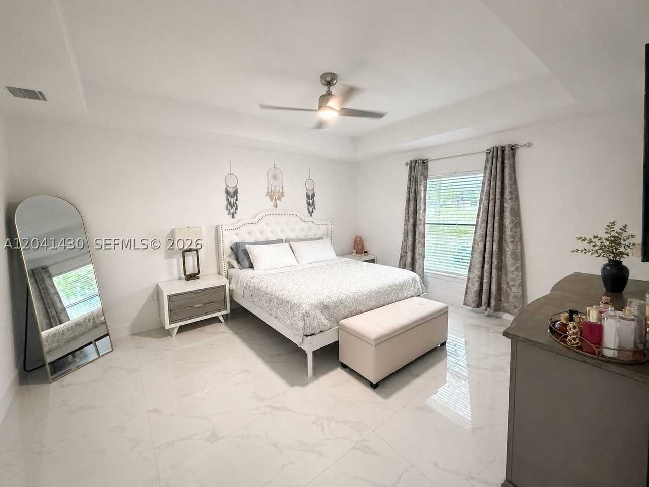 1006 Rush Ave - Photo 4 of 9