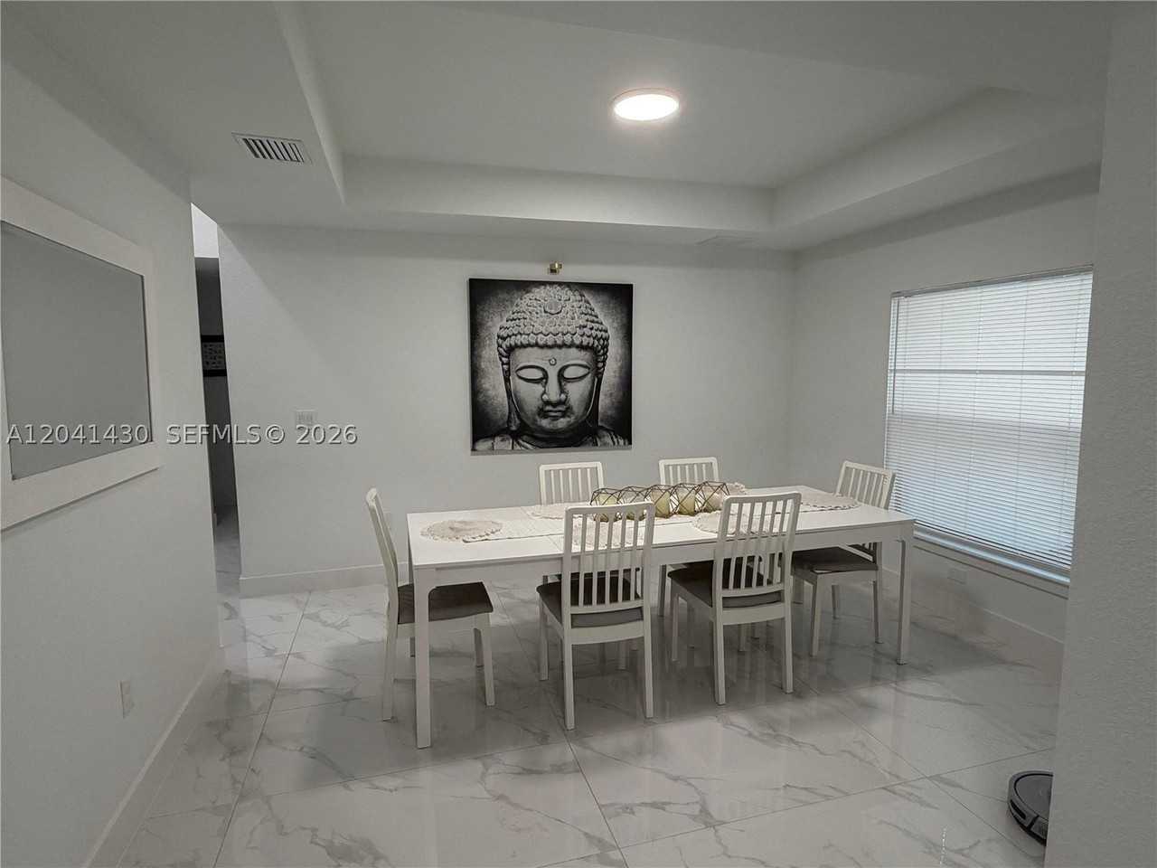 1006 Rush Ave - Photo 6 of 9