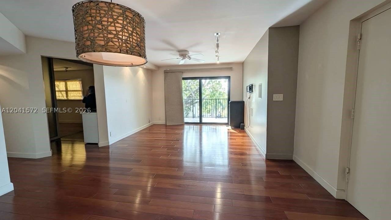 900 River Reach Dr #404