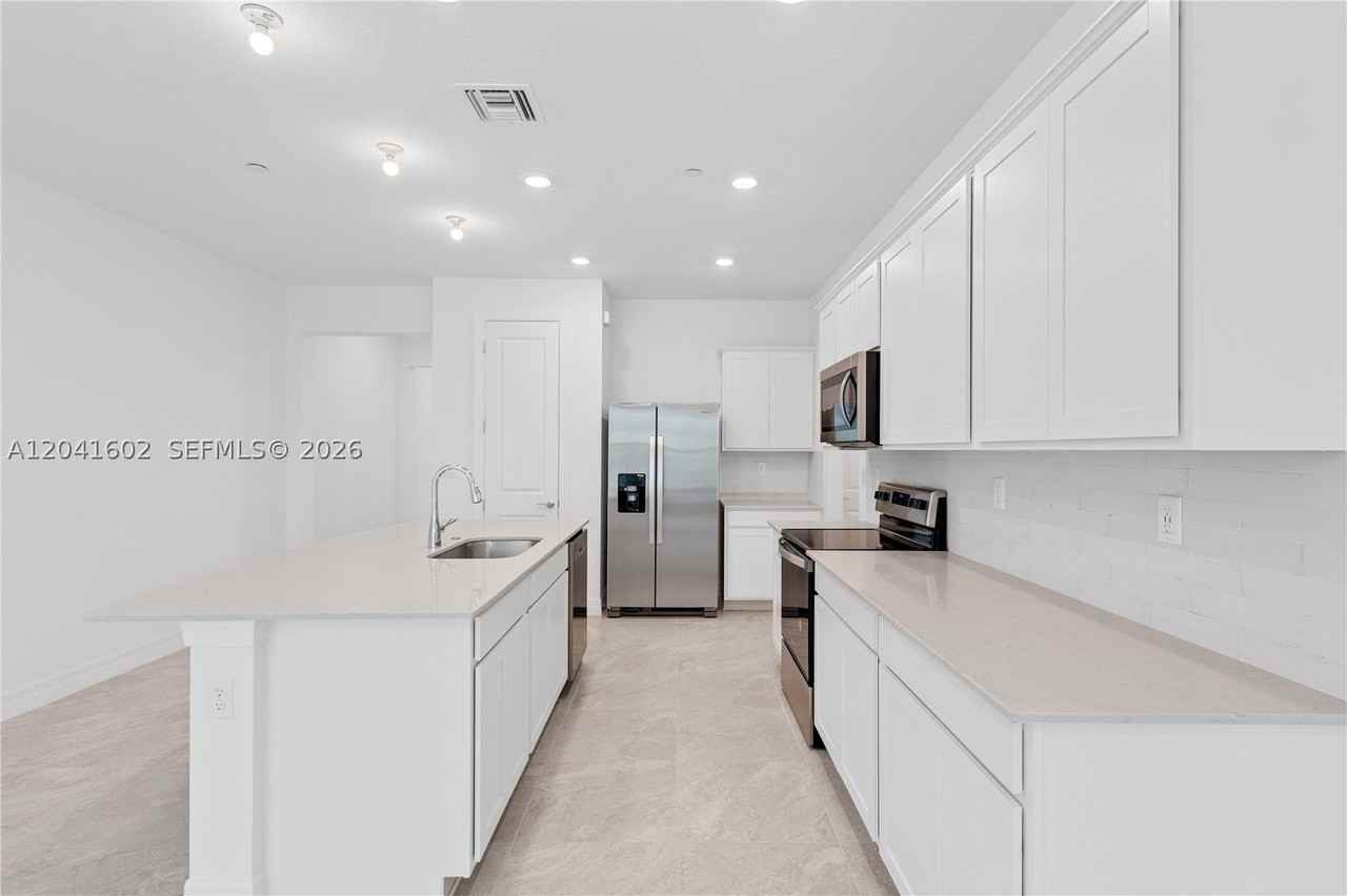8344 Nw 7th Ct #8344 - Photo 7 of 30