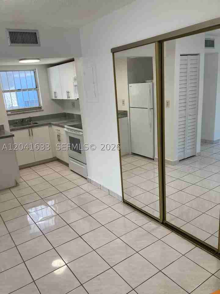 210 Fontainebleau Blvd #306 - Photo 4 of 19