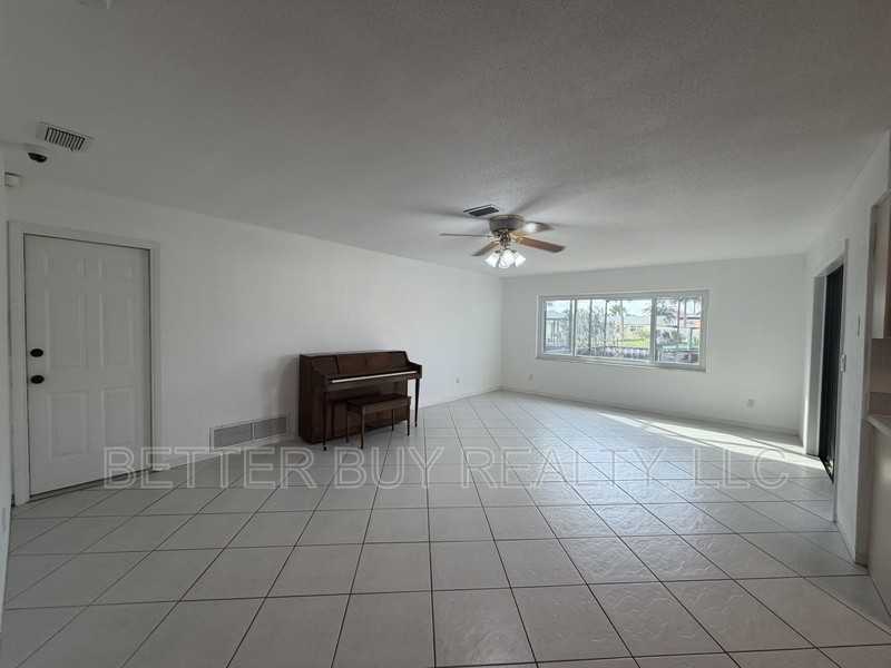337 N 10th St - Photo 7 of 50