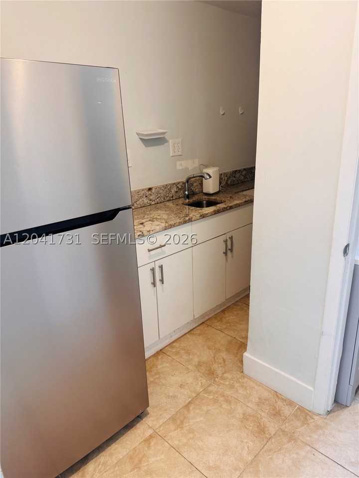 7620 Sw 21st St #2 - Photo 2 of 5