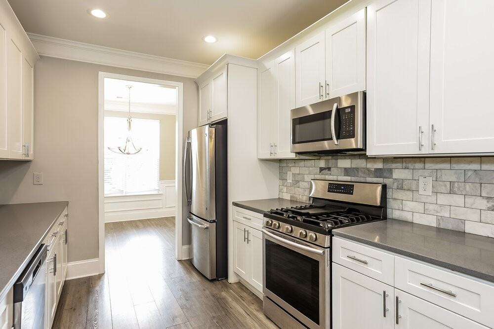 2105 Brentwood Cv - Photo 6 of 17