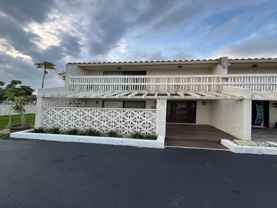 11603 Nw 29th St #4W - Photo 1 of 1