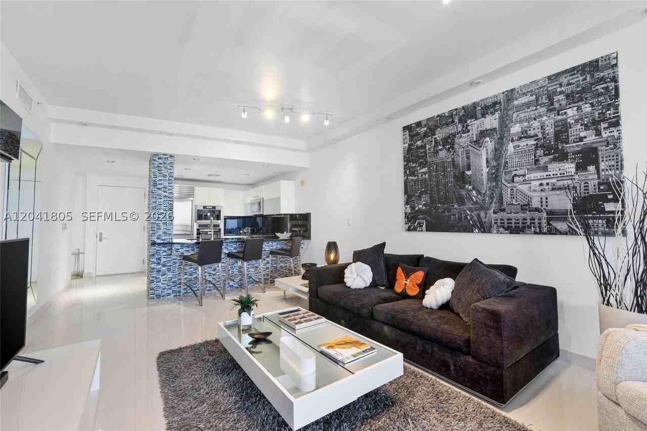 17121 Collins Ave #1406 - Photo 3 of 35