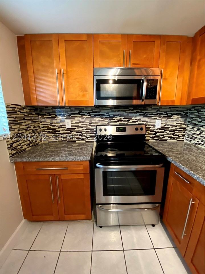 9280 Fontainebleau Blvd #103