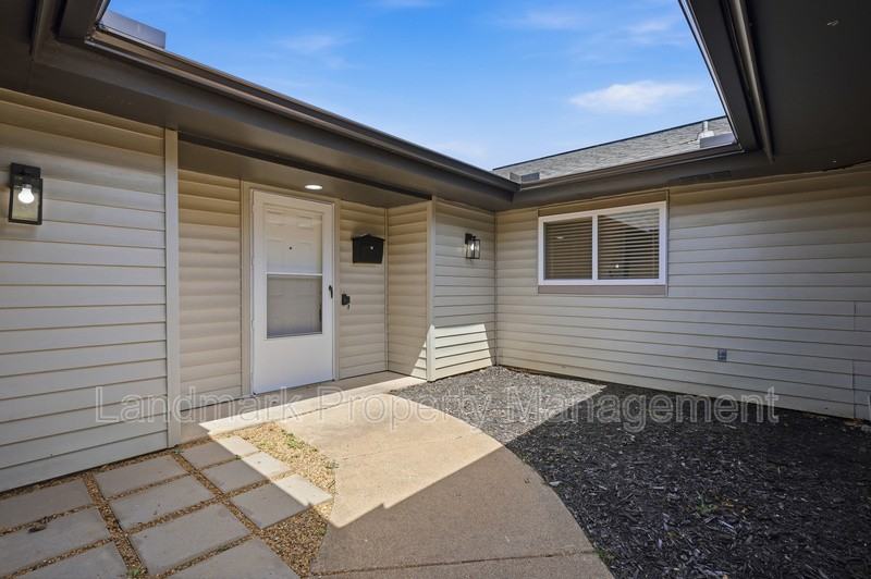 4349 Altamesa Blvd - Photo 4 of 29